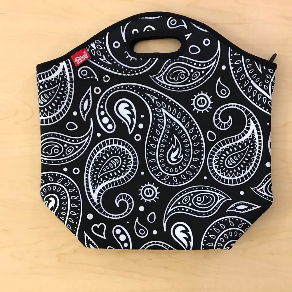 Paisley Insulated Lunch Bag NWOT